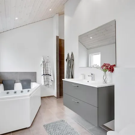 Arlina - 1-5km From The Sea By Interhome Feriehus Løkken